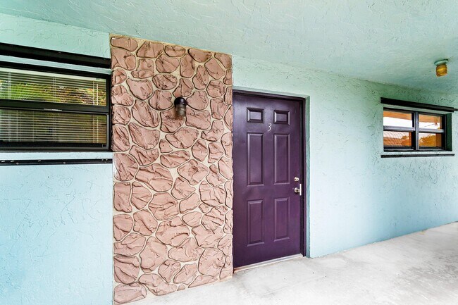 Foto del edificio - 626 N Federal Hwy