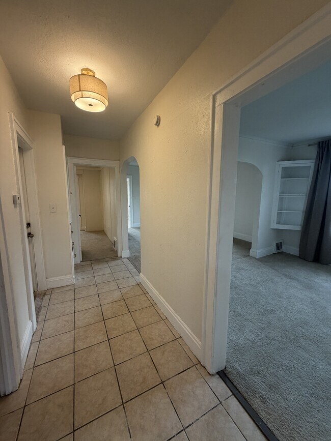 Foto del edificio - 4345 W 48th St