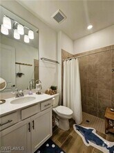 Building Photo - 5943 Sunningdale St
