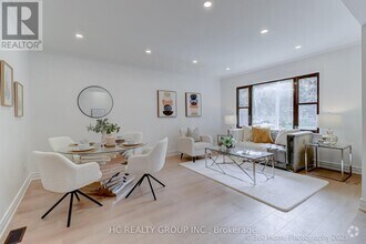 Building Photo - 597 Conacher Dr