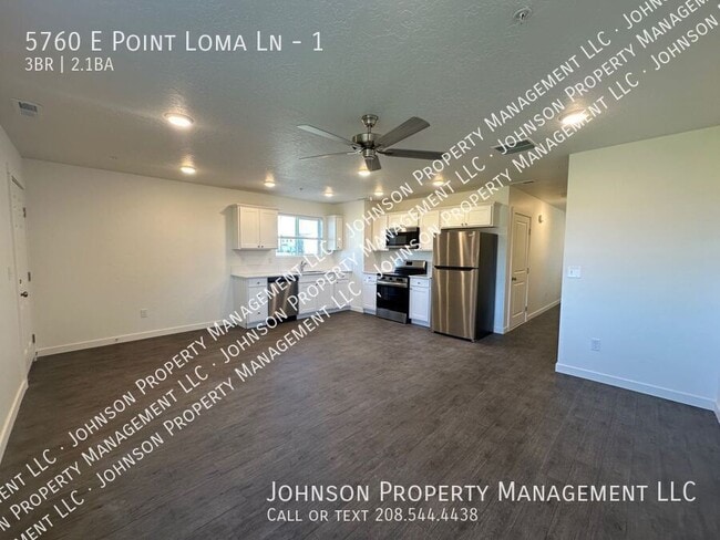 Foto del edificio - 5760 E Point Loma Ln
