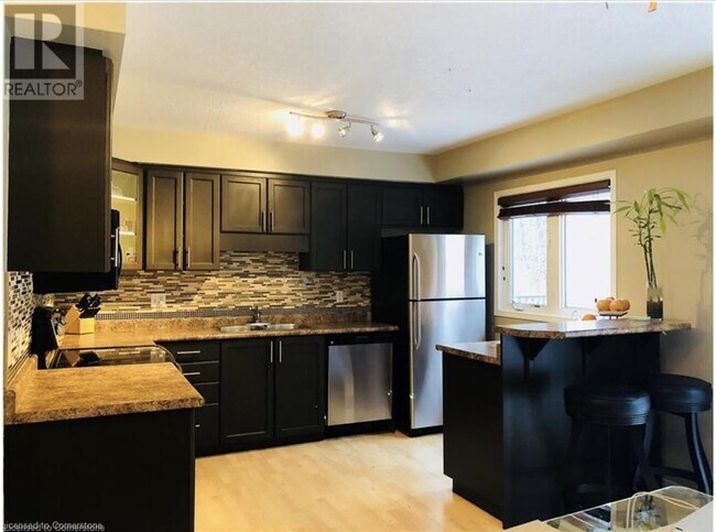 Building Photo - 175 David Bergey Dr