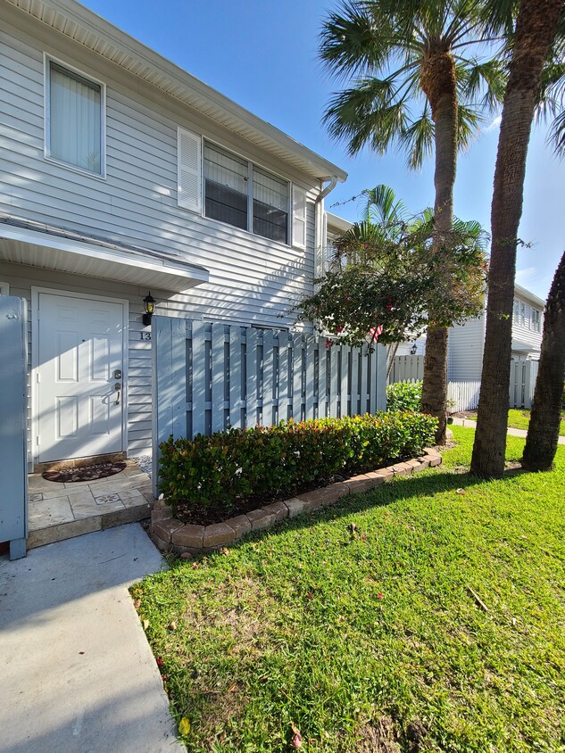 Foto principal - 135 SW 3rd St
