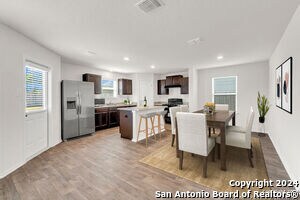 Building Photo - 9915 Western Sedge