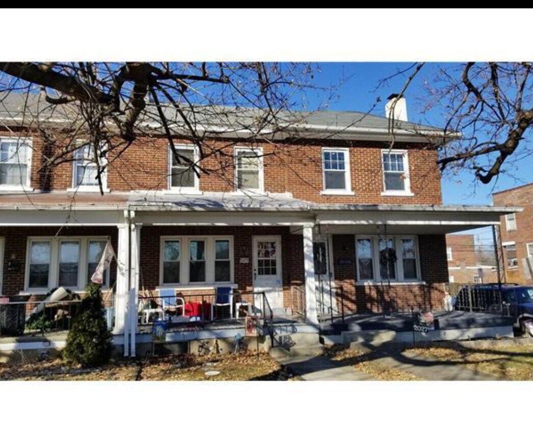 Primary Photo - 2029 West Liberty St