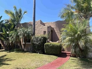 Building Photo - 4736 Biona Dr