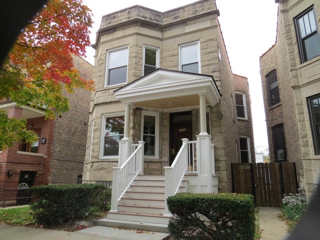 Building Photo - 2504 N Richmond St