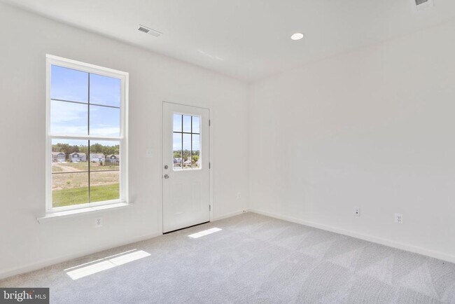 Building Photo - 241 Clifton Mnr