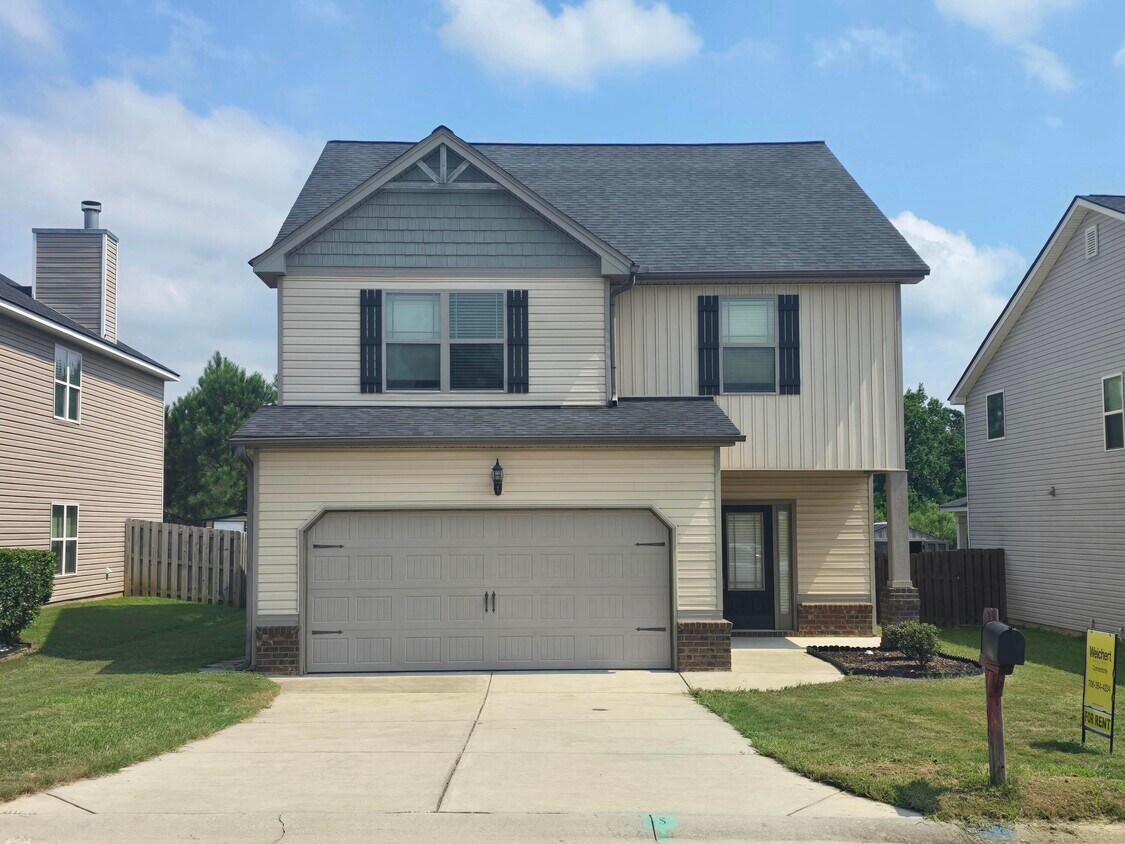 Foto principal - 4416 Grove Landing Dr