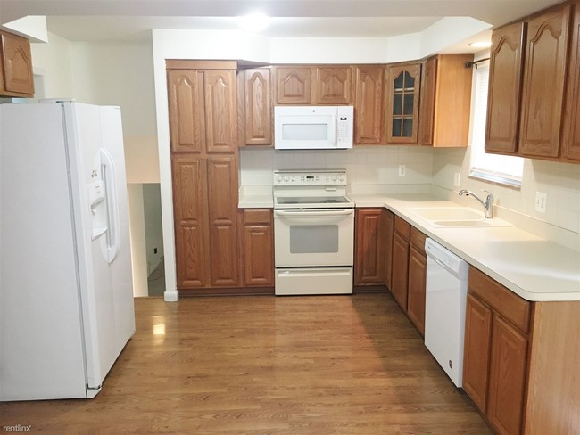 Foto del edificio - 3 br, 2.5 bath House - 29046 Lorraine Ave
