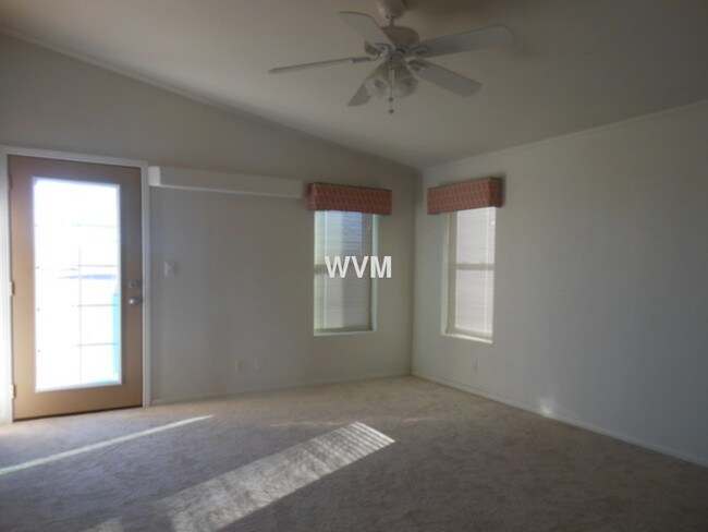 Foto del edificio - Mountain View Ranch house on 5 acres