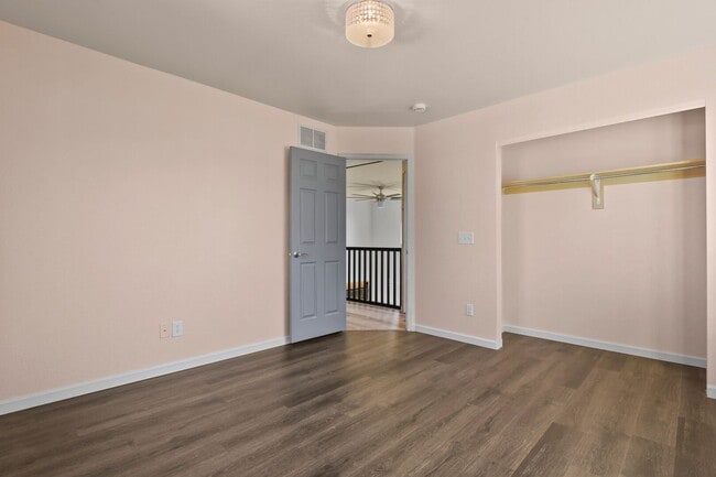 Foto del edificio - 2750 Brush Ct