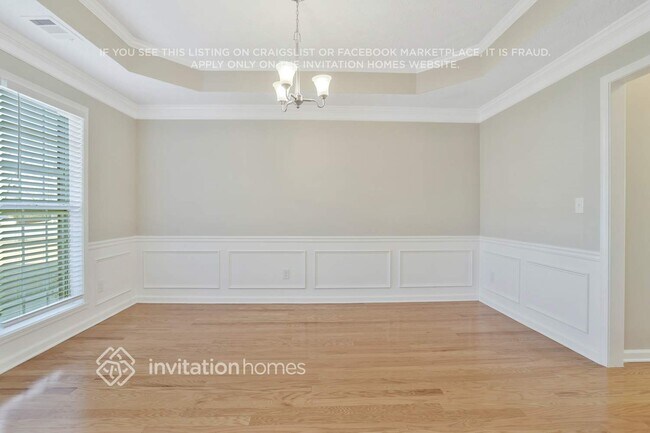 Building Photo - 2675 Lake Commons Ct