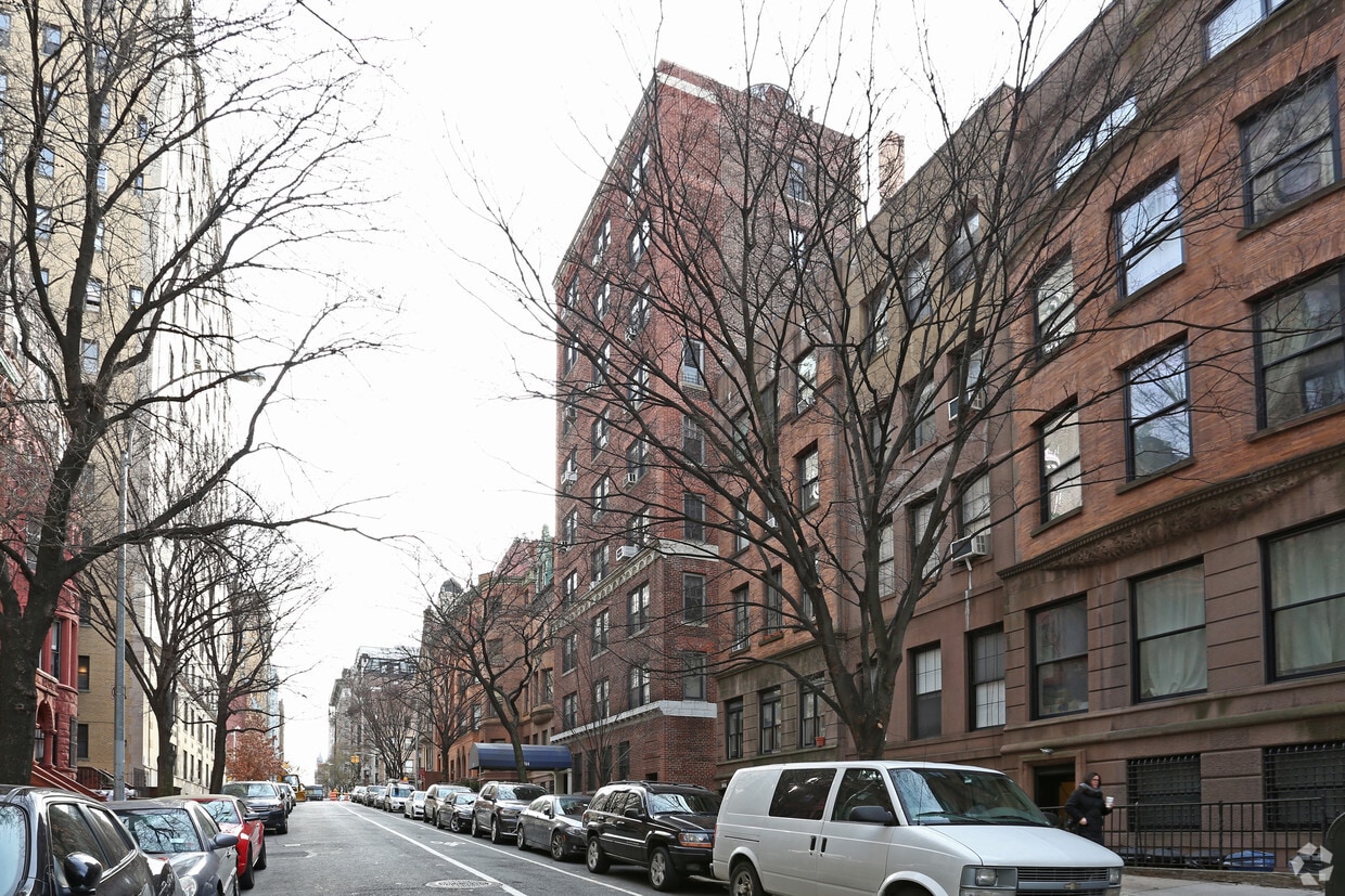 Primary Photo - 314 W 77th St