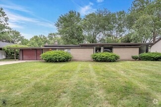 Building Photo - 330 S Rosedale Ave