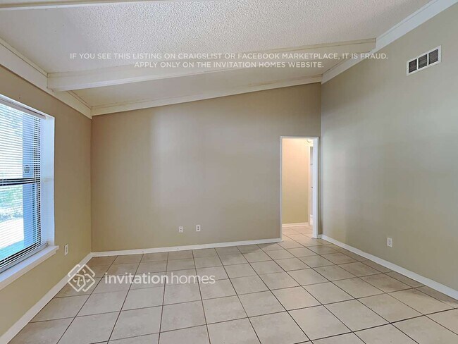 Foto del edificio - 3855 Shady Grove Cir