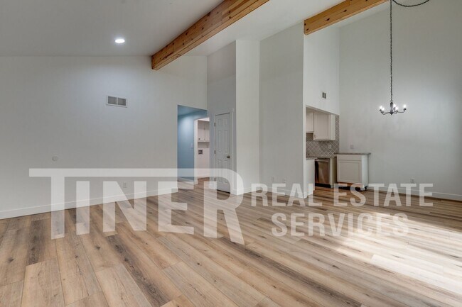 Foto del edificio - 324 Bridge Pl