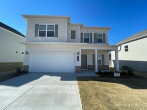 Building Photo - 7 Longbrooke Dr SE