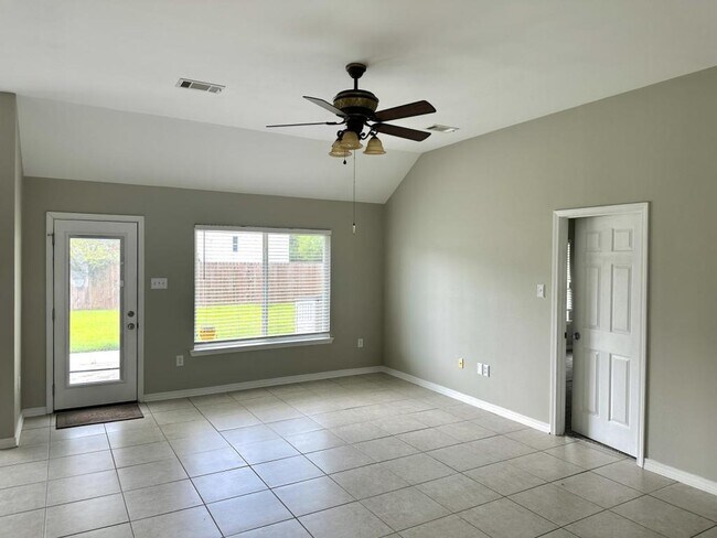 Foto del edificio - 545 Northshore Ln