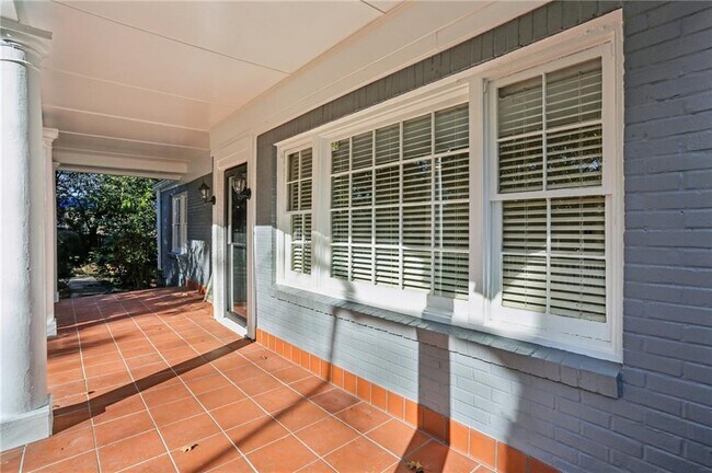 Foto del edificio - 22 Peachtree Hills Ave NE