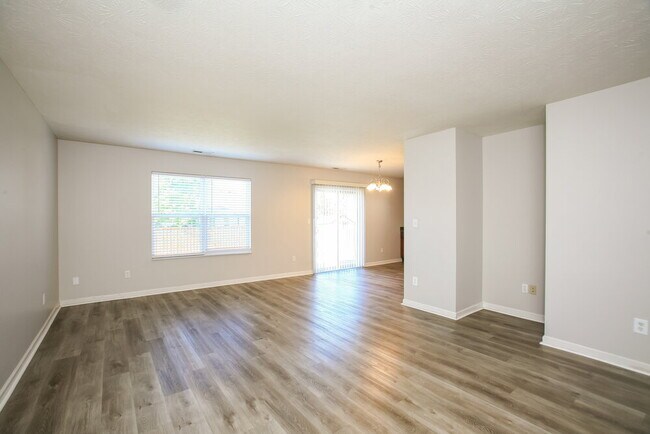 Foto del edificio - 2178 Rossington Ln