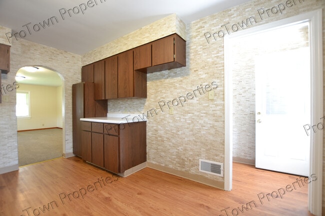 Building Photo - 1307 Colorado Ave