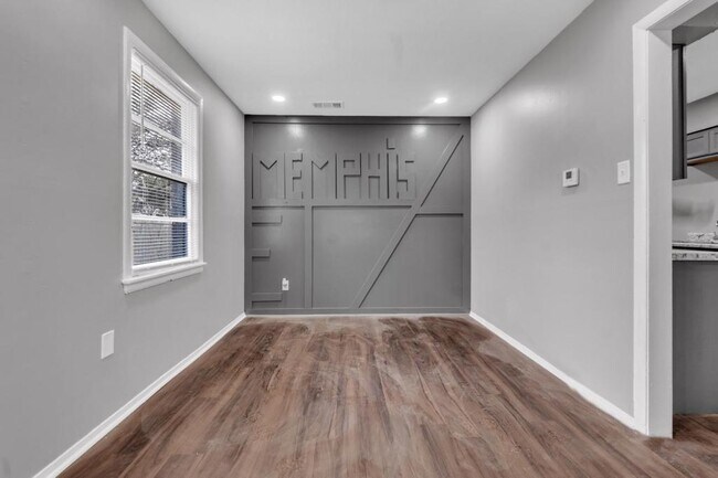 Foto del edificio - 2165 Pueblo Ave