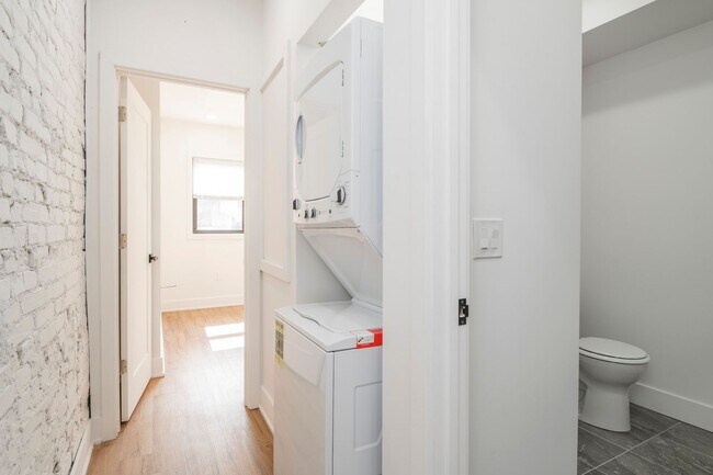 Foto del edificio - 3312 W Cumberland St