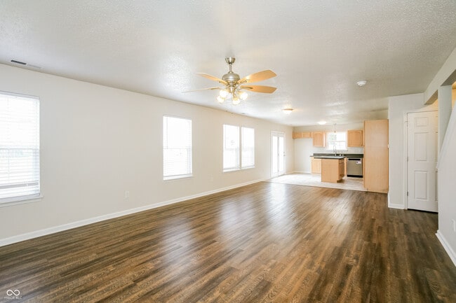 Foto del edificio - 6259 Dusty Laurel Dr