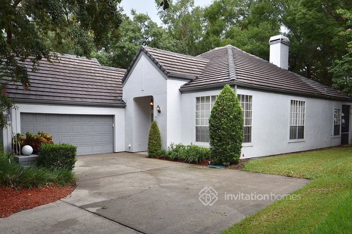 Primary Photo - 1213 Brampton Pl