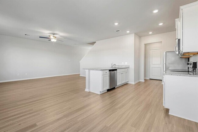 Foto del edificio - 8106 Sunberry Shadow Dr