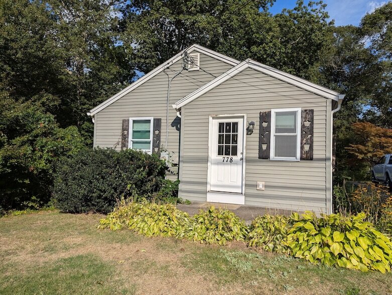 Foto principal - 778 Buddington Rd