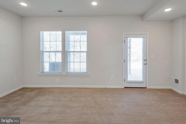 Building Photo - 2916 Koens Ct