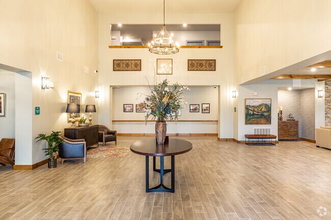 Foto del vestíbulo - The Retreat at Grand Prairie