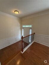 Building Photo - 10970 Skyway Dr