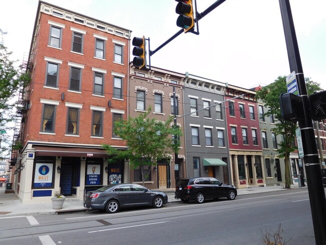 Street View - 1432 Race St