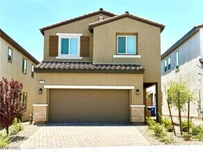 Building Photo - 10667 Deibel Ave