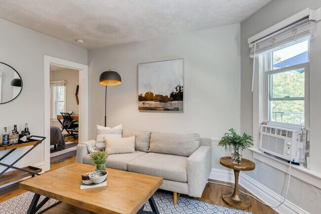 Foto del edificio - 601 S Pennsylvania St