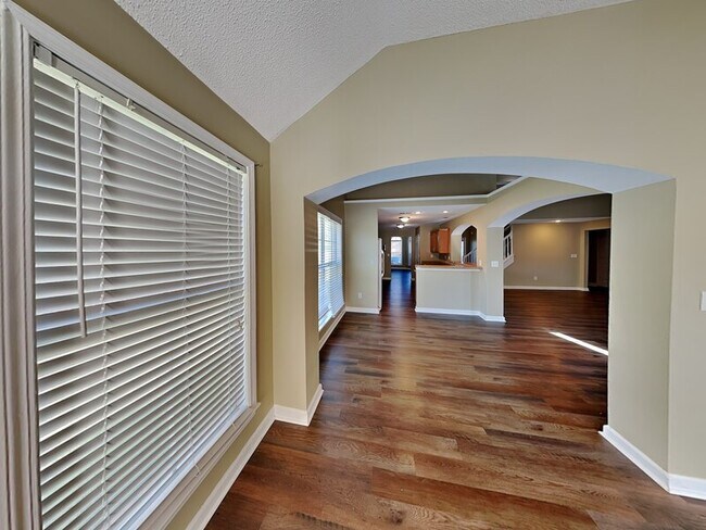 Foto del edificio - 7513 Easterly Ln