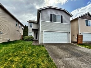 Building Photo - 2168 SW Warbler Way
