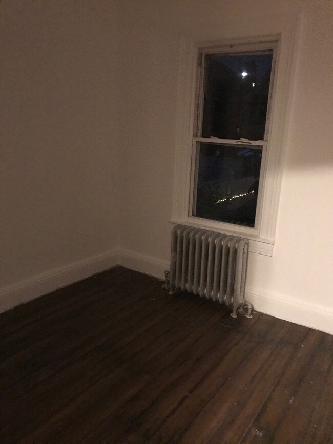 Foto del edificio - 1712 Jarvis Ave