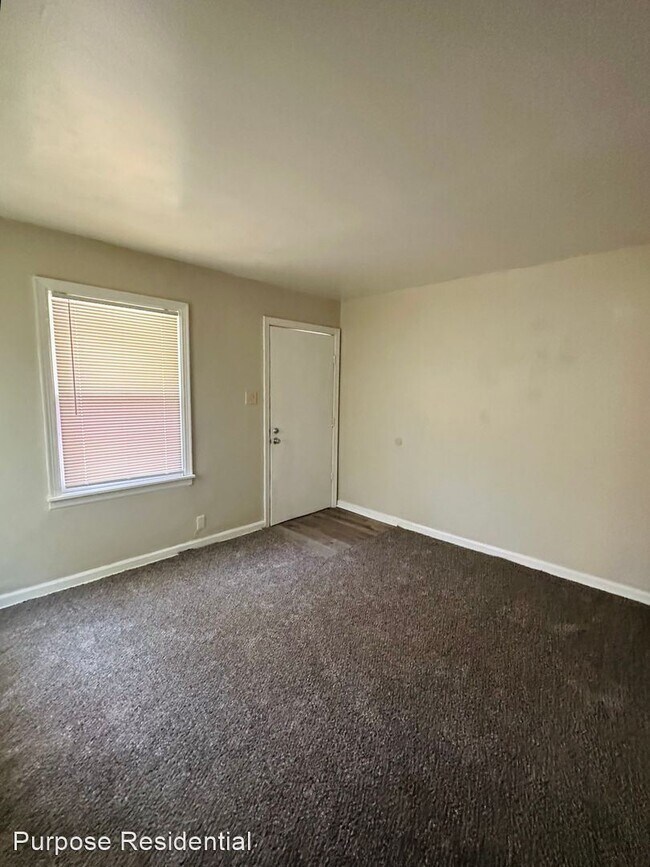 Building Photo - 2 br, 1 bath House - 4032 E 70th St