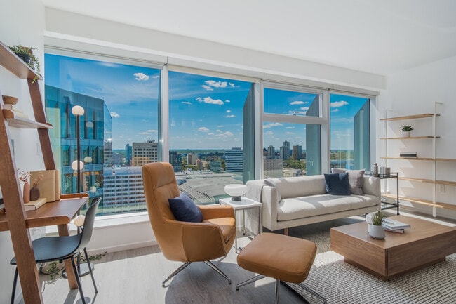 Interior Photo - 225 Carlton