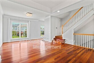 Building Photo - 22707 High Haven Terrace