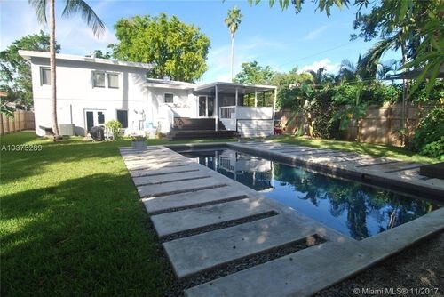 Foto del edificio - 140 NE 88th St