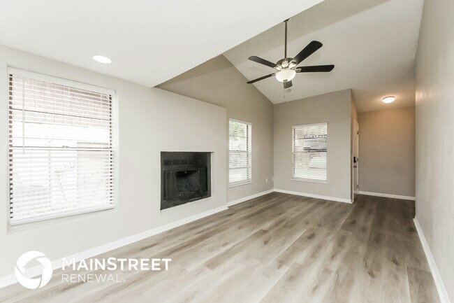 Building Photo - 3235 Timberline Rd