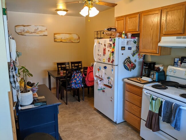 Building Photo - 512-514 Terrace Dr