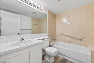 Building Photo - 9970 Sailview Ct