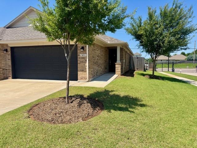 Building Photo - 2401 Northcreek Ln