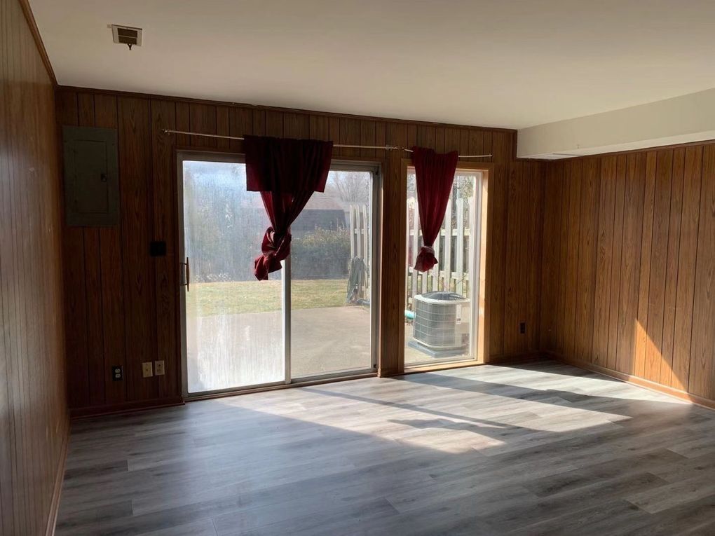 Foto principal - 1635 S Dorchester Dr